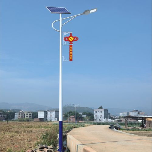 点亮乡村夜空 太阳能LED中国结路灯，60W大功率与6米高杆的完美融合